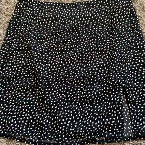 Medium SHEIN black and white mini skirt